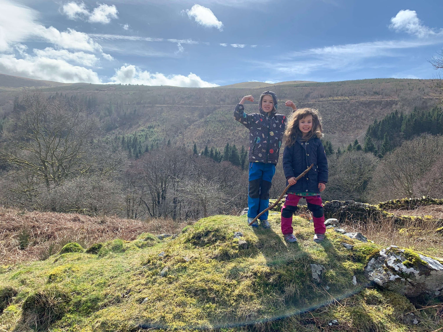 Lavender & Lemon kids in nature in Wales.