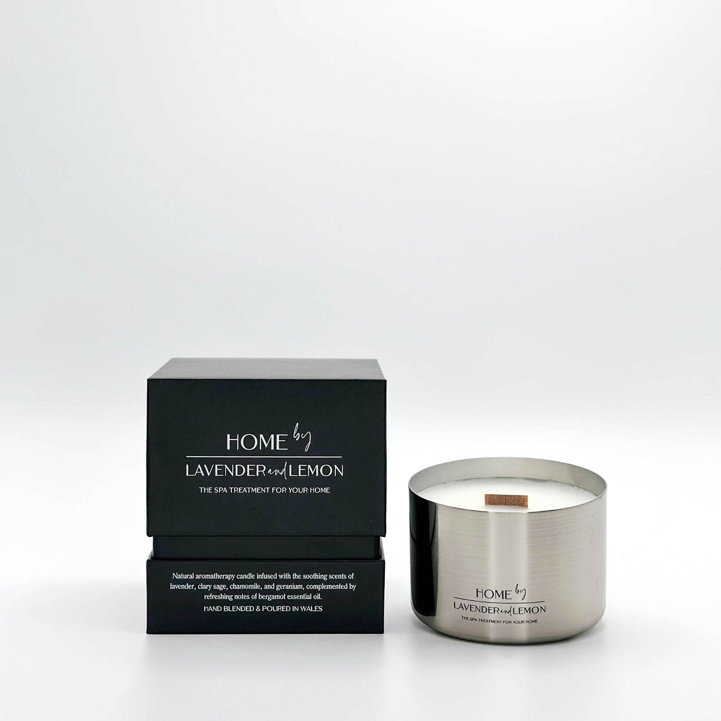 Luxury natural aromatherapy candle with essential oils